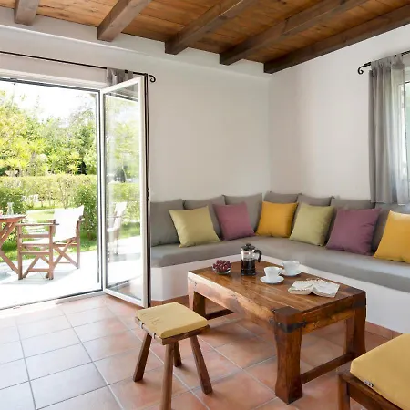 Villa Mousses - Bifamiliare Melpomene Lefkada City