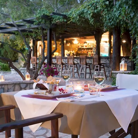 Mousses - Bifamiliare Melpomene * Lefkada City